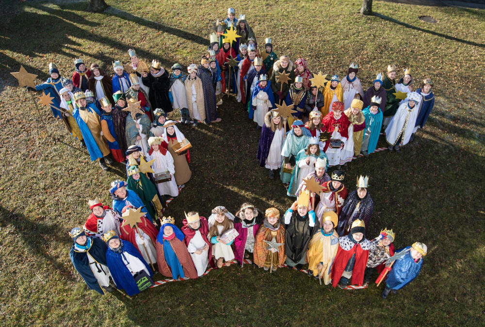 sternsinger-sammeln-ueber-10-000-euro3638845