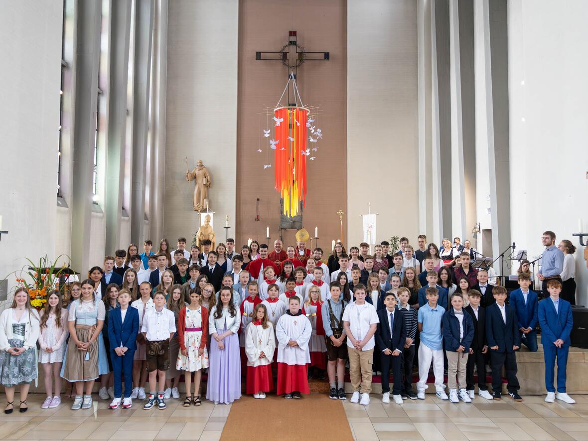 firmung-2024-gruppenbild4698642