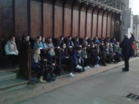 firmlinge-besuchten-den-firmspender-im-hohen-dom-zu-augsburg2657699