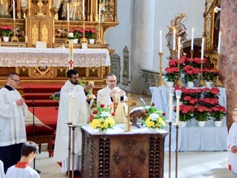 feier-der-erstkommunion-20193359366