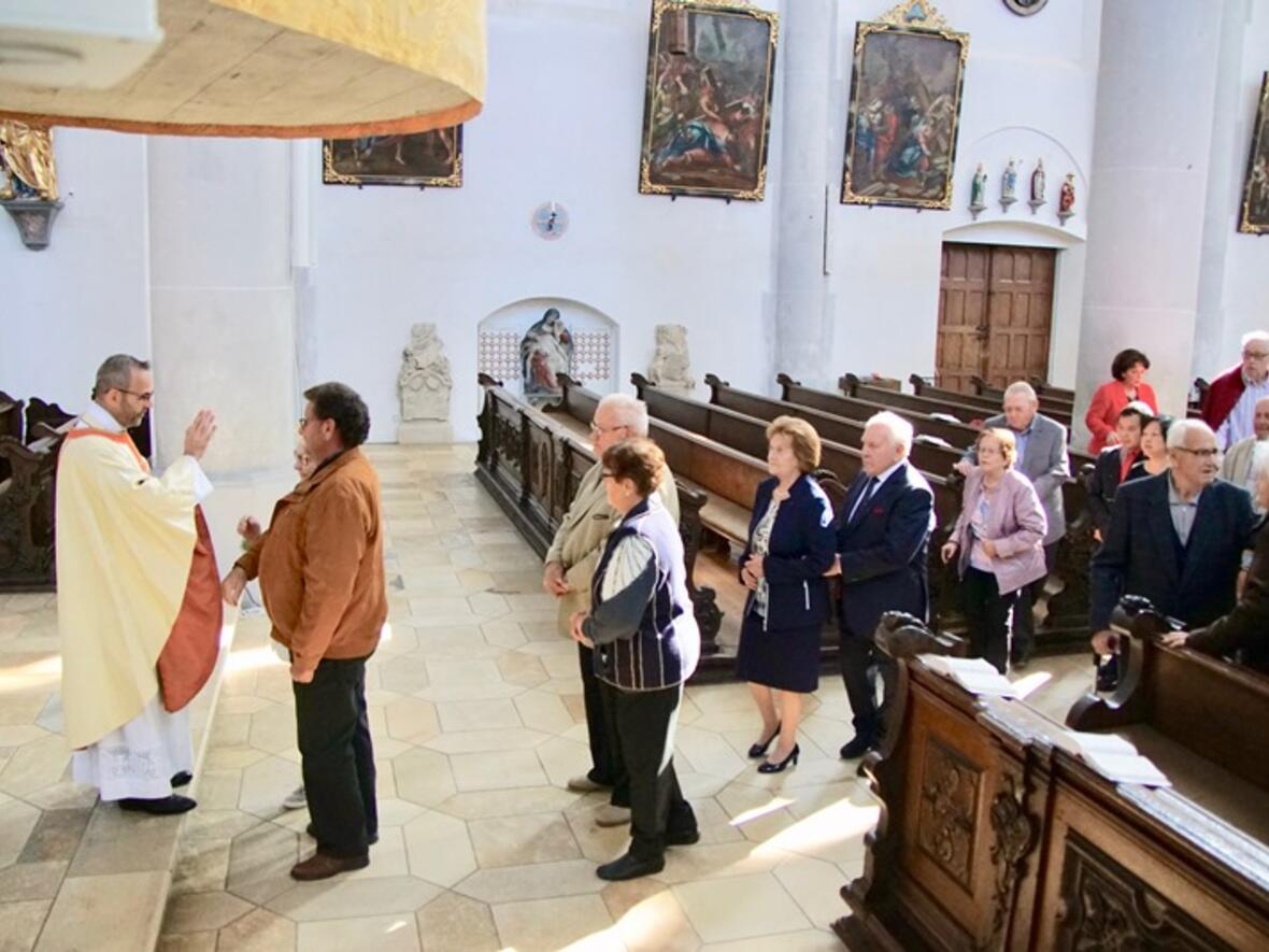 dankfeier-mit-den-diesjaehrigen-ehejubilaren3554096