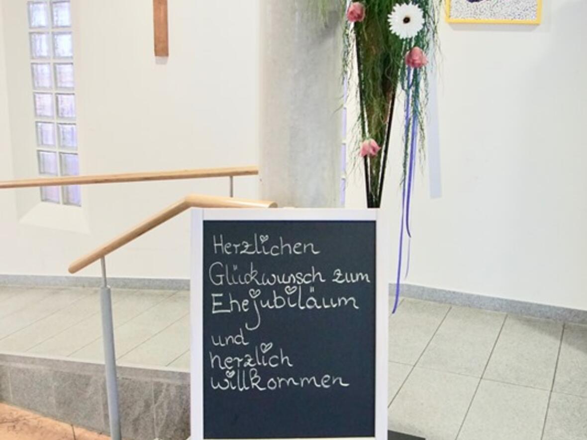 dankfeier-mit-den-diesjaehrigen-ehejubilaren3554122