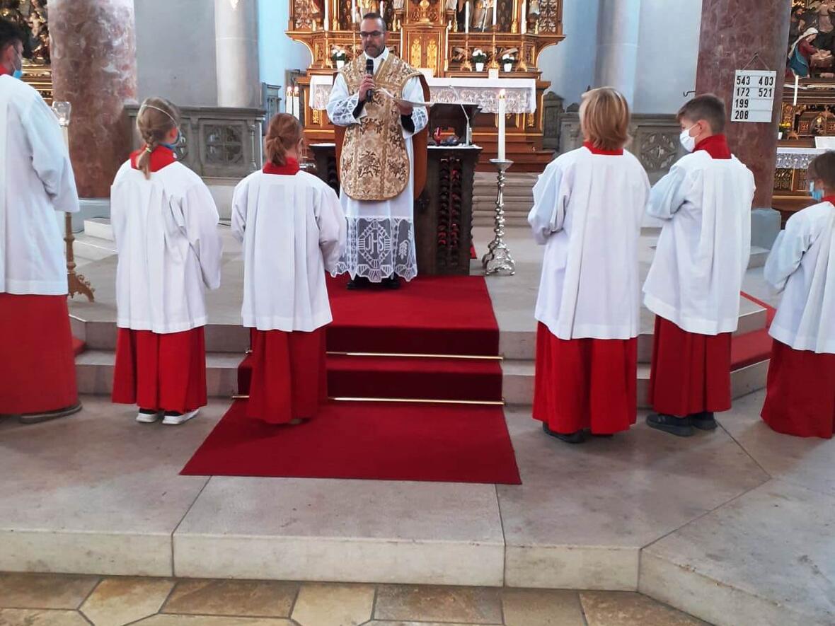 sechs-neue-ministranten-fuer-st-martin3927009