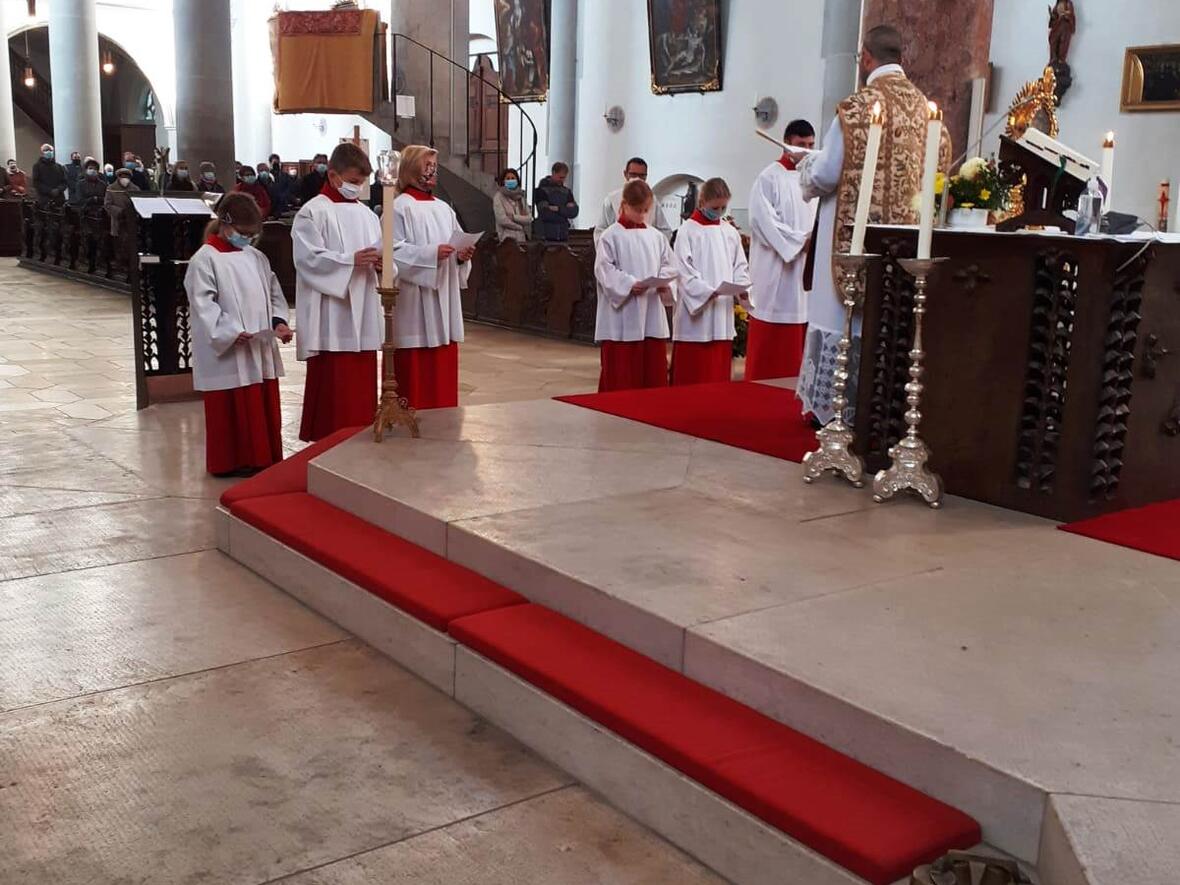 sechs-neue-ministranten-fuer-st-martin3927012