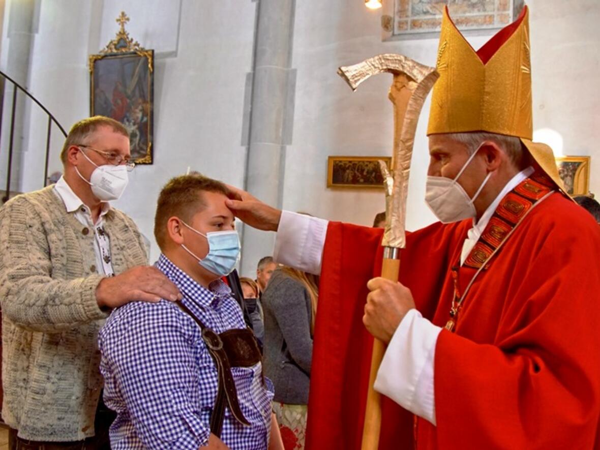 besiegelt-durch-die-gabe-gottes-den-heiligen-geist4152897