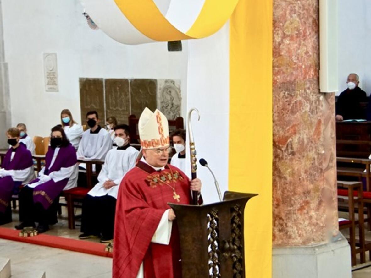 pontifikalamt-mit-hwst-h-dioezesanbischof-dr-bertram-meier4190130