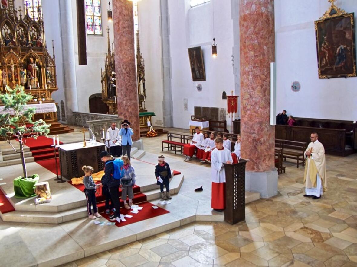 warum-die-kirchentueren-verschlossen-waren4356339