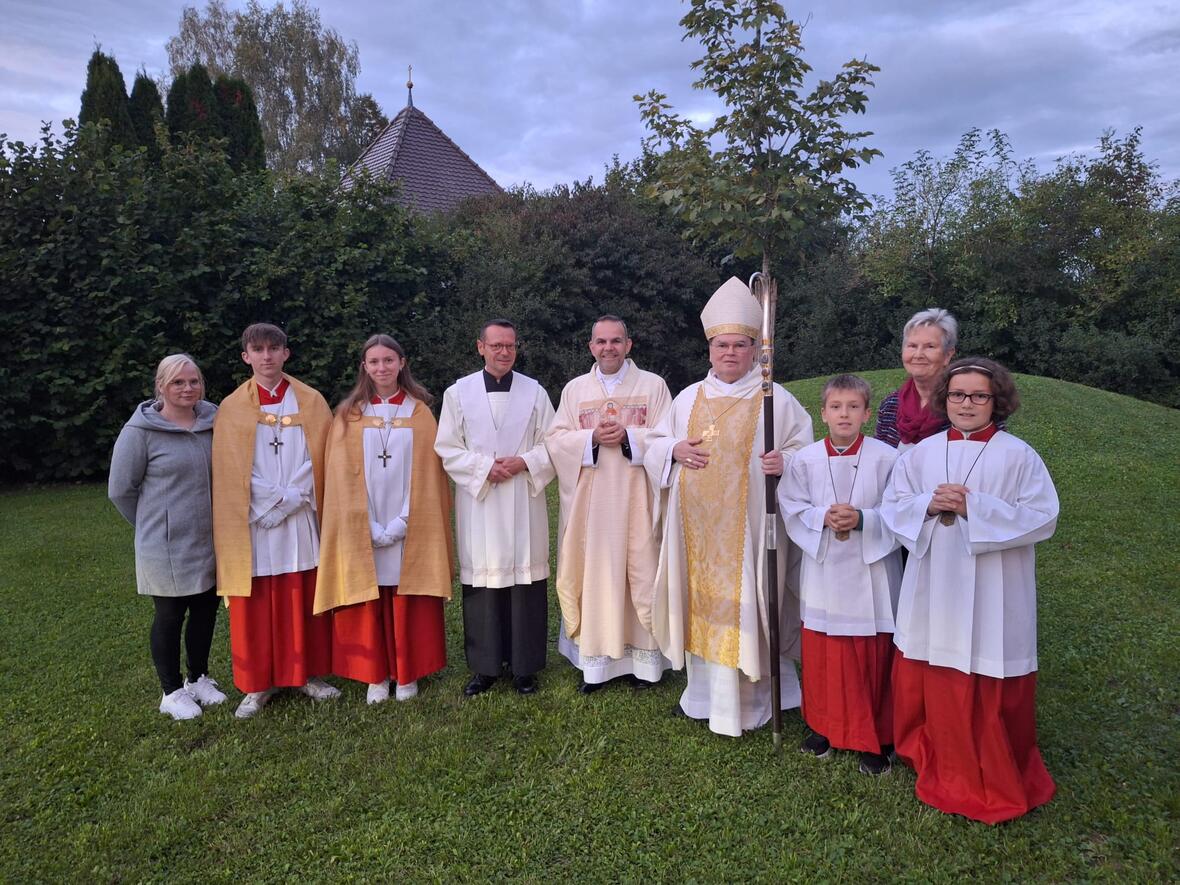 der-kupferglanz-der-erneuerten-turmzwiebel-fiel-bischof-bertram-schon-von-weitem-ins-auge4739107