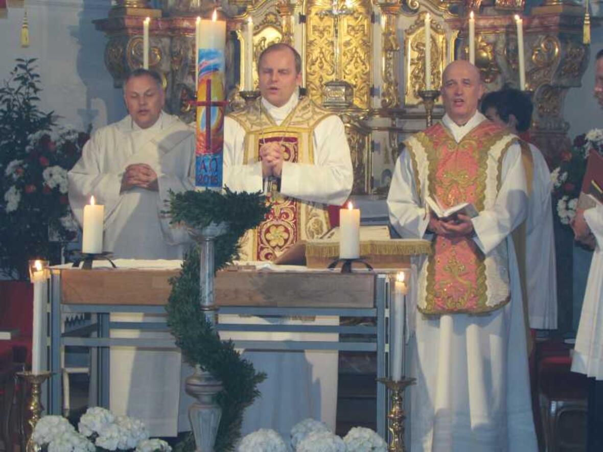 viele-begenungen-mit-weihbischof-woerner-bei-der-visitation1684231