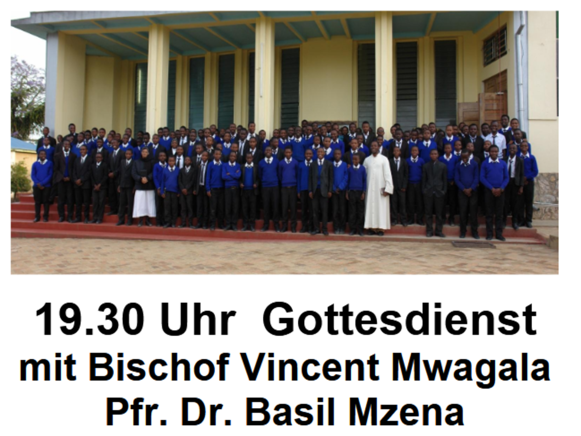 Bischof Vincent Mwagala, Pfr. Dr. Basil Mzena und Pfr. Martin Weber