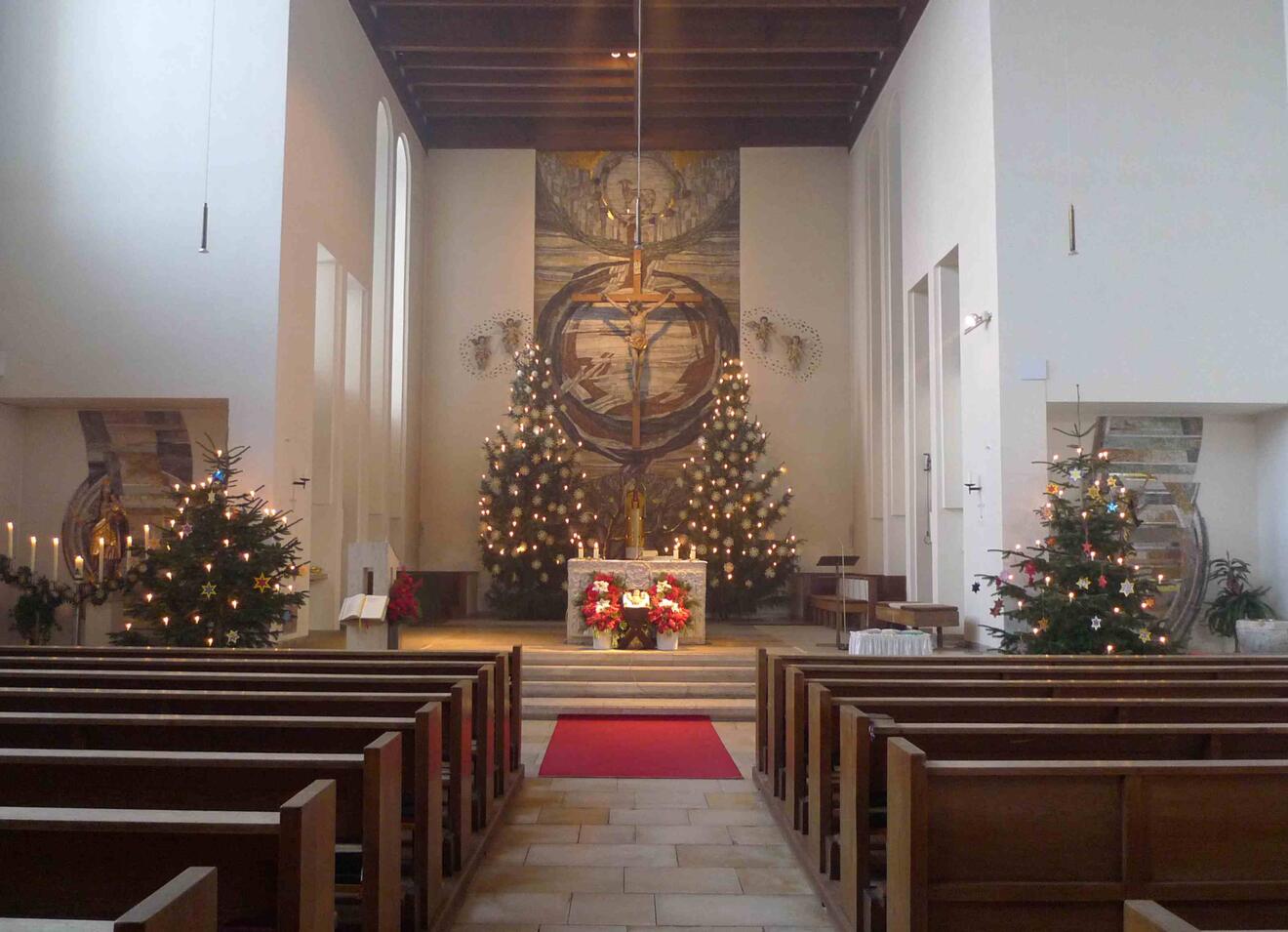 abweichungen-und-sonderregelungen-fuer-die-weihnachtszeit-20203960747