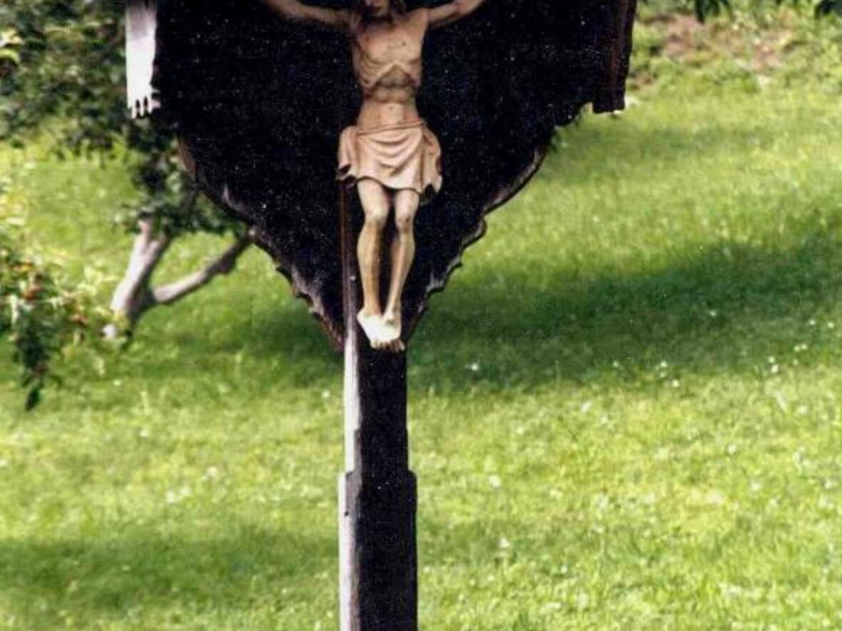 11140264766160836_545