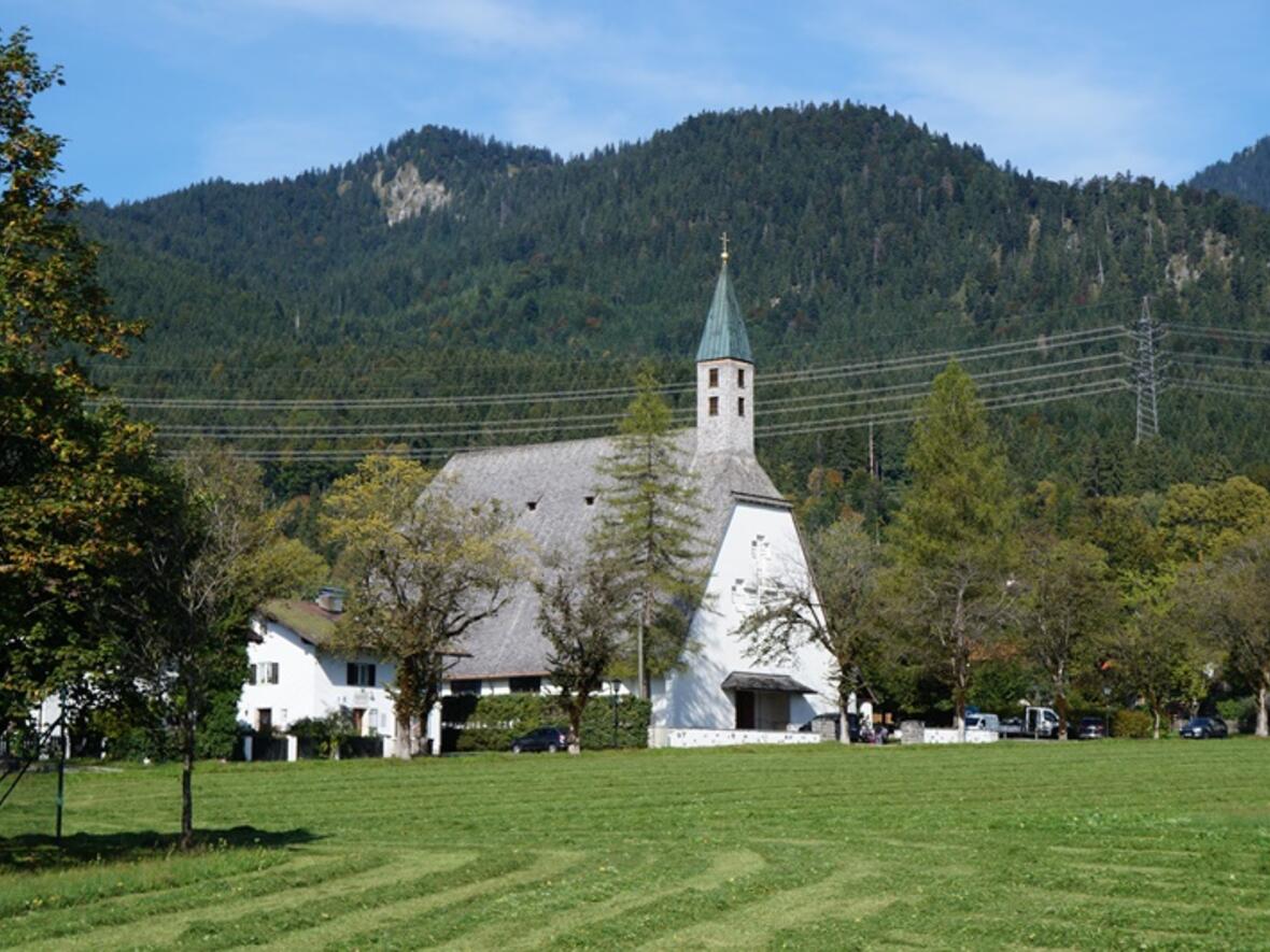 18668082426043309818_320