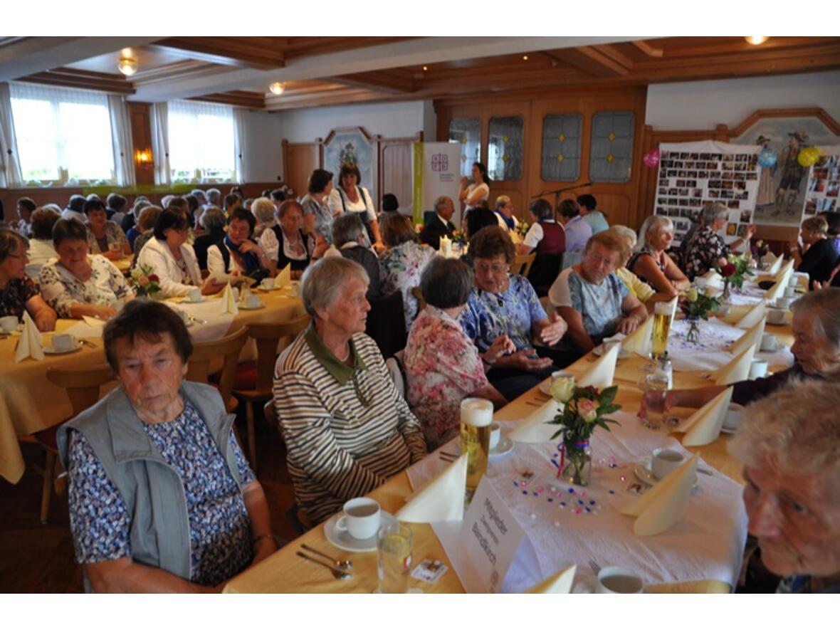 40-jahre-katholischer-frauenbund-baindlkirch3544808