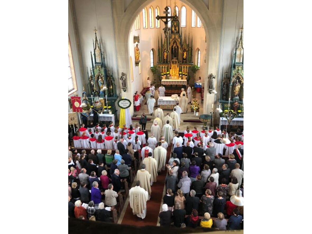 amtseinfuehrung-von-h-h-pfarrer-bgr-anton-brandstetter3575807