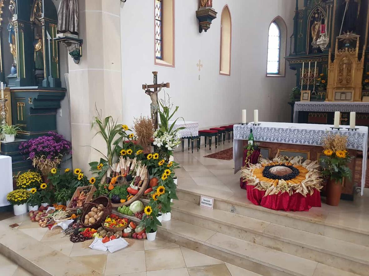 erntedank-in-st-walburga-ried4357285