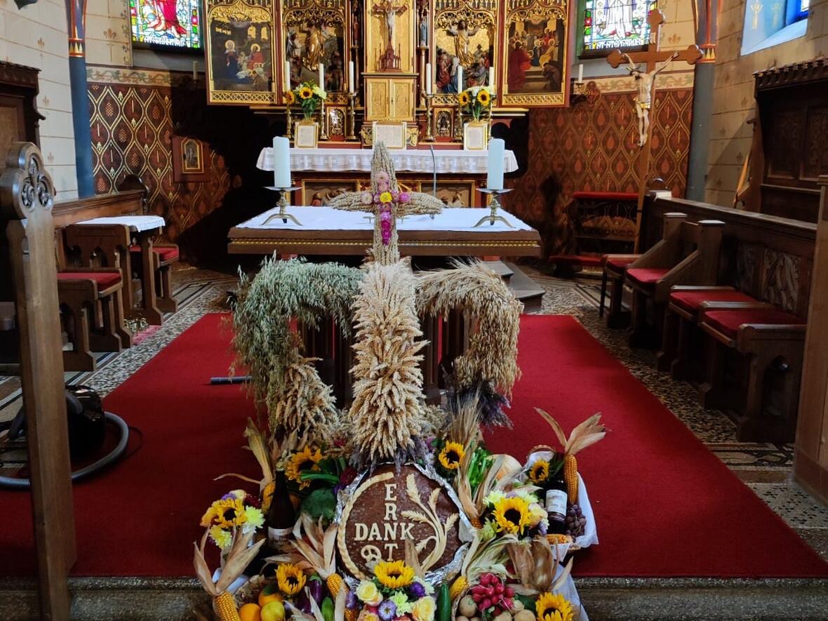 erntedank-in-st-silvester-mittelstetten4358754