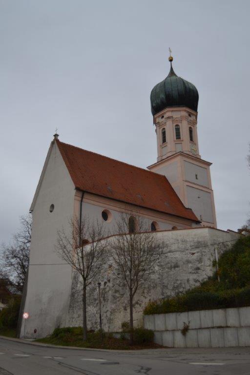 Die Pfarrkirche St. Peter und Paul in Winkl