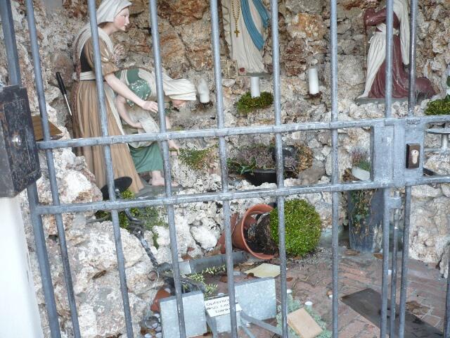 Bilder der Zerstörung Kalvarienberg 2022 3