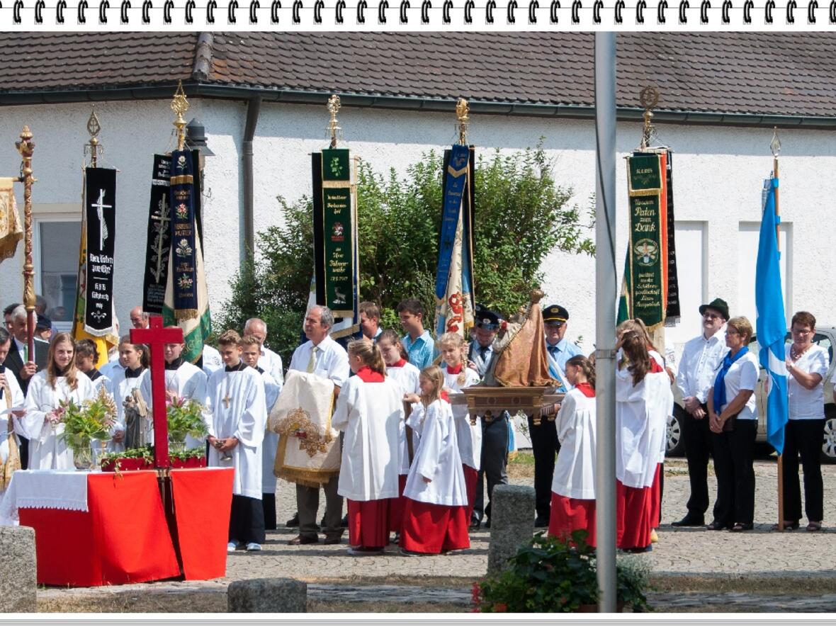 02_20150719_khb_skapulier-pfarrfest_czech