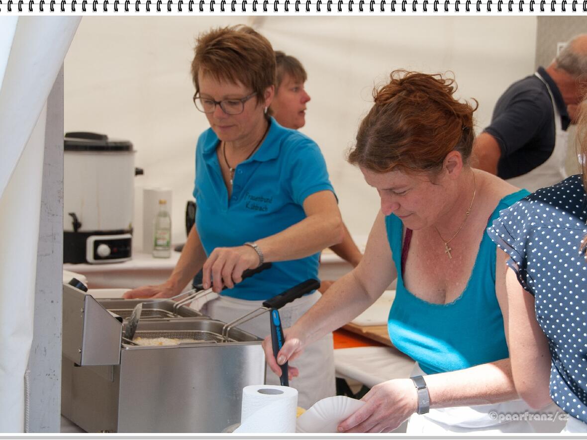 06_20150719_khb_skapulier-pfarrfest_czech